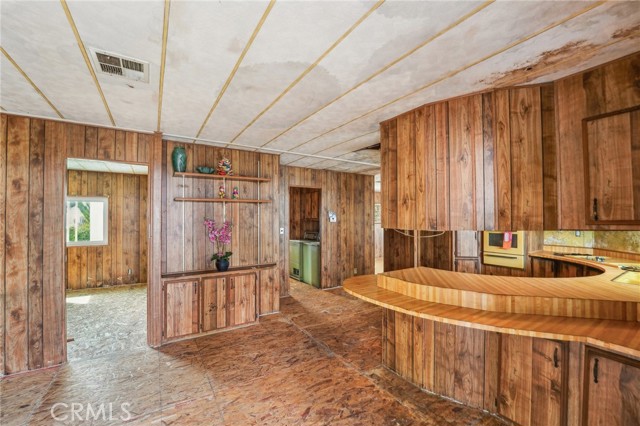 2930 W Rialto ave, Rialto CA: https://media.crmls.org/medias/c2c88ba3-aa67-4e73-843c-da831905158b.jpg