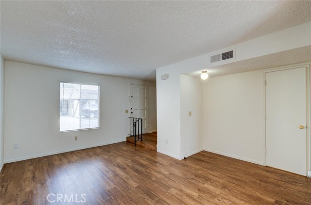 Detail Gallery Image 19 of 34 For 2432 S Sallee Ct, Visalia,  CA 93277 - – Beds | – Baths