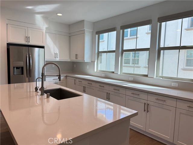 Detail Gallery Image 6 of 12 For 235 Babson Ct, Claremont,  CA 91711 - 4 Beds | 3/1 Baths