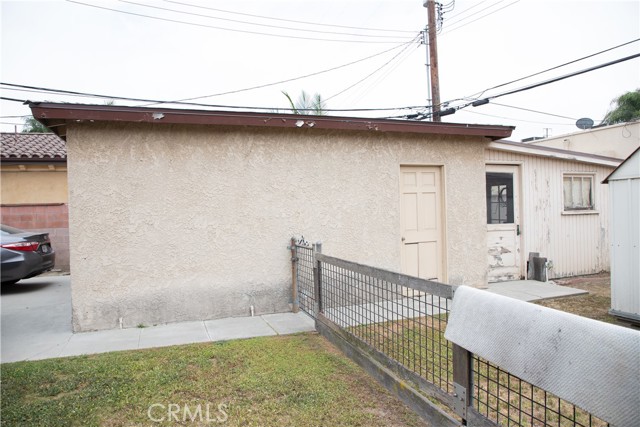 7414 Dinsdale Street, Downey CA: https://media.crmls.org/medias/c2c9b1af-dabd-454c-81a0-3120768c55d3.jpg