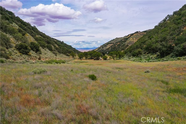 Detail Gallery Image 6 of 13 For 124 Lockwood San Ardo Road, San Ardo,  CA 93450 - 3 Beds | 1 Baths