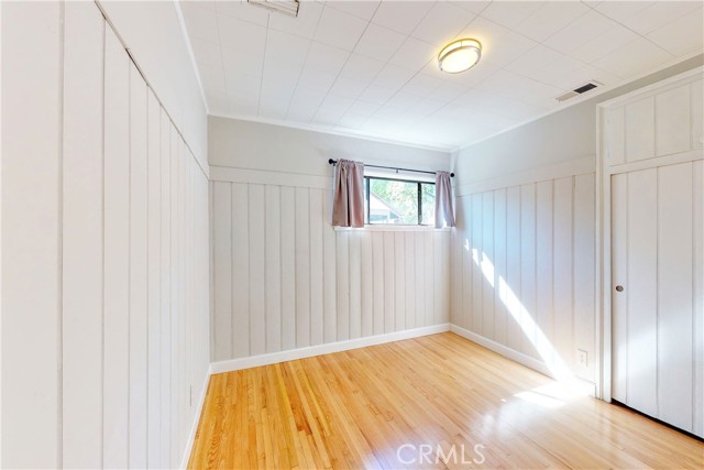 Detail Gallery Image 23 of 35 For 7648 Ostrom Ave, Lake Balboa,  CA 91406 - 4 Beds | 3 Baths