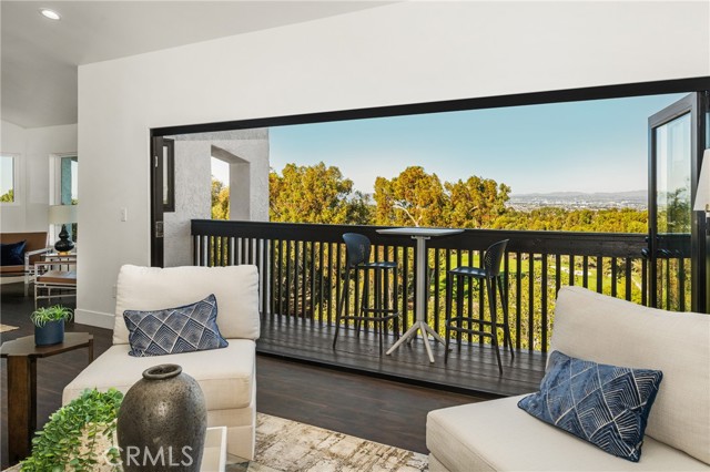 Detail Gallery Image 18 of 75 For 5 Yellow Brick Rd, Rancho Palos Verdes,  CA 90275 - 4 Beds | 3/1 Baths
