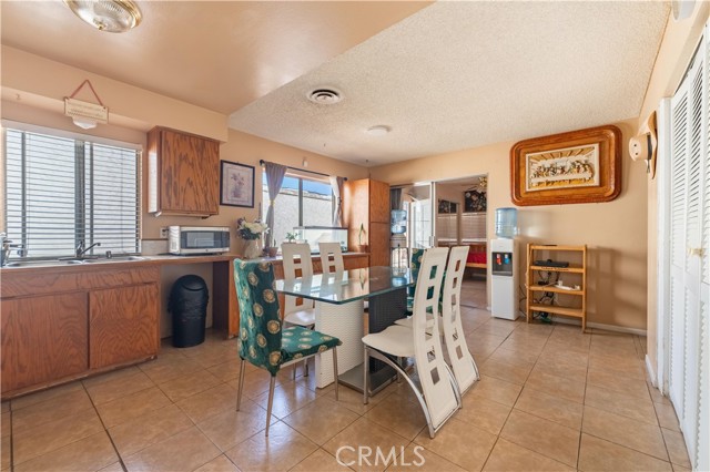Detail Gallery Image 13 of 25 For 3116 E Ave Q14, Palmdale,  CA 93550 - 2 Beds | 2 Baths