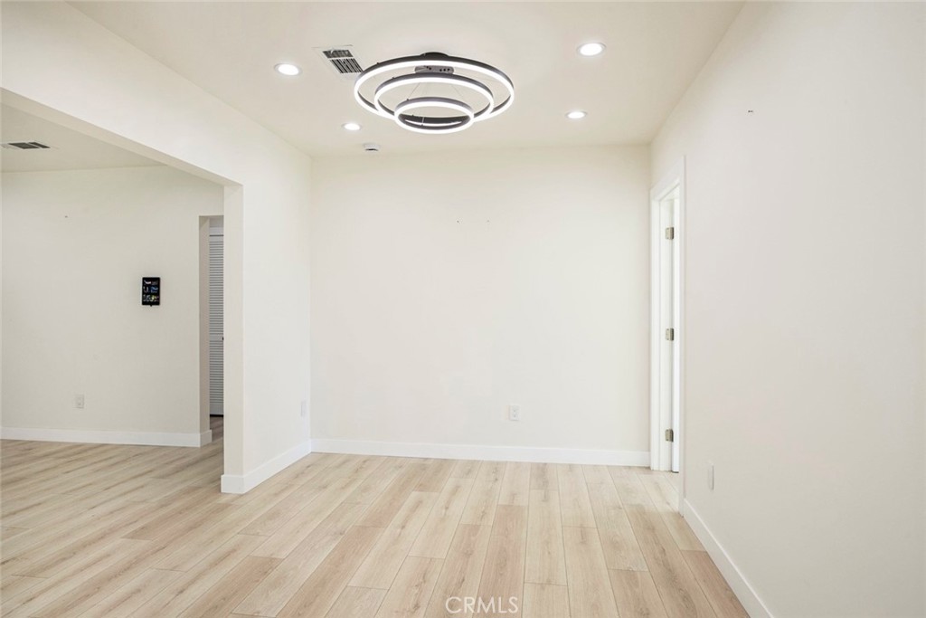 1440 N Maple StreetBurbank img 54