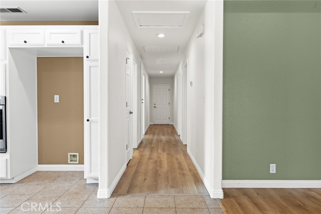 Detail Gallery Image 21 of 34 For 596 Desiree, Chico,  CA 95973 - 5 Beds | 3 Baths