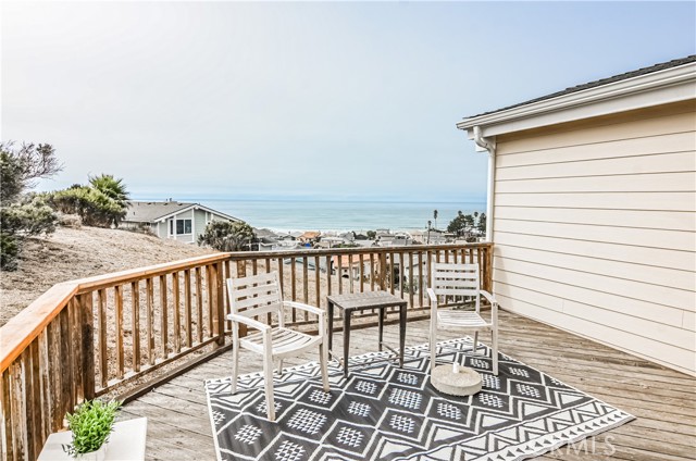 Detail Gallery Image 9 of 30 For 240 Cerro Gordo Ave, Cayucos,  CA 93430 - 3 Beds | 2/1 Baths