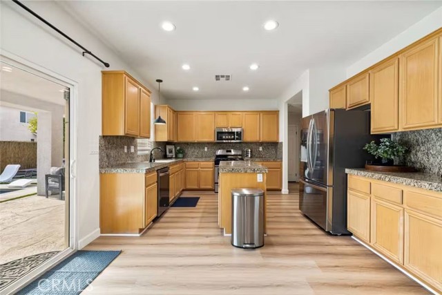 Large kitchen with center island!