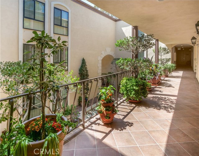 2525 Via Campesina, Palos Verdes Estates, California 90274, 2 Bedrooms Bedrooms, ,2 BathroomsBathrooms,Residential,Sold,Via Campesina,SB21139294