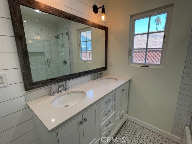 Detail Gallery Image 14 of 37 For 22678 Kittridge St, West Hills,  CA 91307 - 4 Beds | 3 Baths