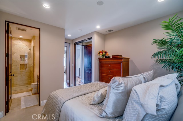 1724 Esplanade, Redondo Beach, California 90277, 3 Bedrooms Bedrooms, ,1 BathroomBathrooms,Residential,Sold,Esplanade,SB21185823