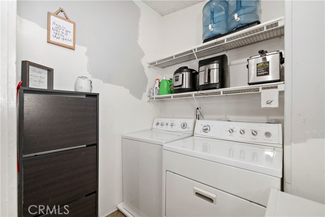 Detail Gallery Image 26 of 42 For 1855 E Riverside Dr #348,  Ontario,  CA 91761 - 3 Beds | 2 Baths