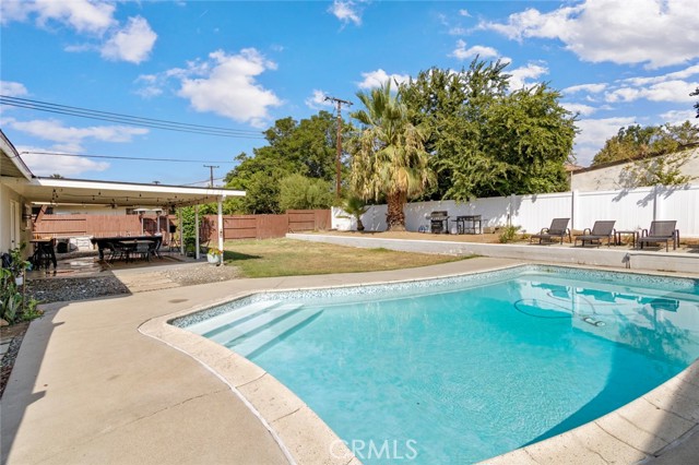 Detail Gallery Image 15 of 22 For 1264 26th St, San Bernardino,  CA 92404 - 4 Beds | 2 Baths