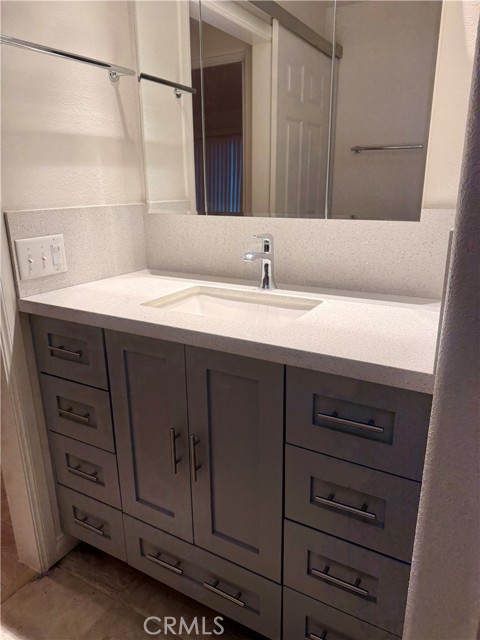 Detail Gallery Image 7 of 9 For 24181 Okeechobee, Lake Forest,  CA 92630 - 3 Beds | 2 Baths