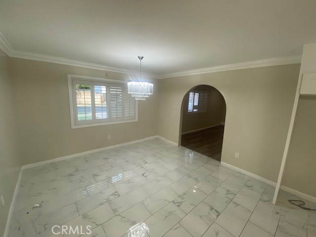 Detail Gallery Image 6 of 30 For 9767 Comanche, Chatsworth,  CA 91311 - 4 Beds | 3 Baths