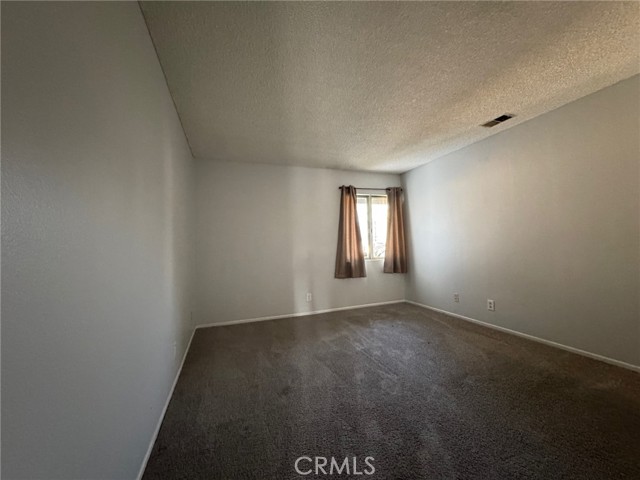 30041 Windward Drive, Canyon Lake CA: https://media.crmls.org/medias/c2d1080f-3b40-4722-8e27-b05a6960caa0.jpg