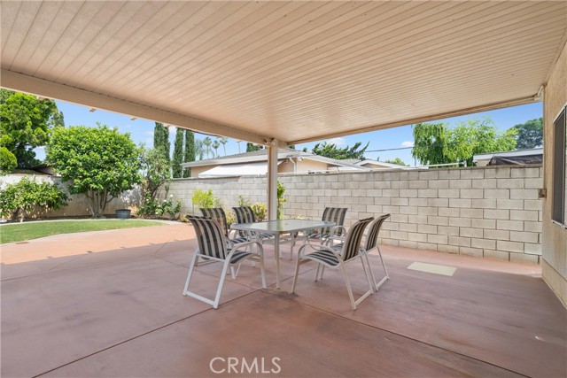 5939 N Vista Street, San Gabriel CA: https://media.crmls.org/medias/c2d11b13-48a7-469c-b1fd-2a4406b2beef.jpg