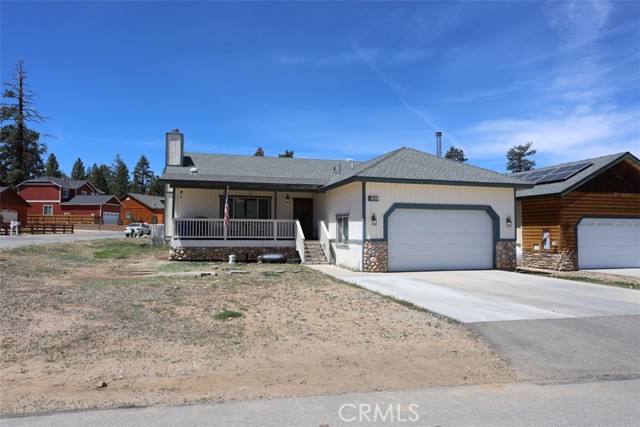 Detail Gallery Image 2 of 4 For 1652 E Big Bear Bld, Big Bear City,  CA 92314 - 3 Beds | 2 Baths