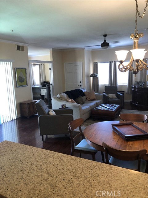 Detail Gallery Image 21 of 31 For 16912 Sims Ln #203,  Huntington Beach,  CA 92649 - 3 Beds | 2 Baths