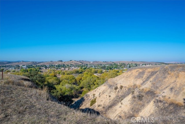 Detail Gallery Image 28 of 34 For 13165 N Bluffs, San Miguel,  CA 93451 - 4 Beds | 2/1 Baths