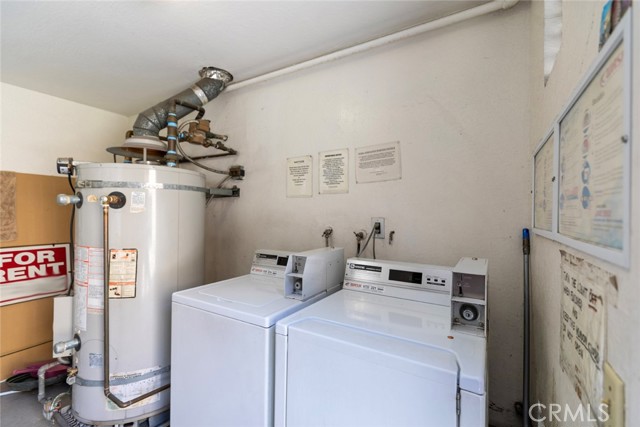 11341 Victory Boulevard, North Hollywood CA: https://media.crmls.org/medias/c2d2871b-890c-4907-ad06-cbdc5dedcfe7.jpg
