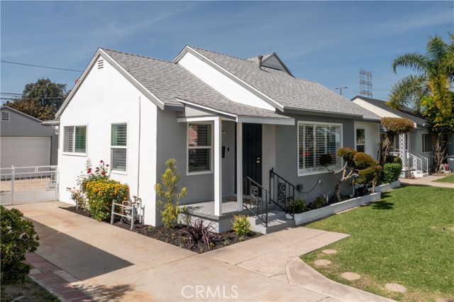 Detail Gallery Image 4 of 50 For 6119 Blackthorne Ave, Lakewood,  CA 90712 - 3 Beds | 2 Baths