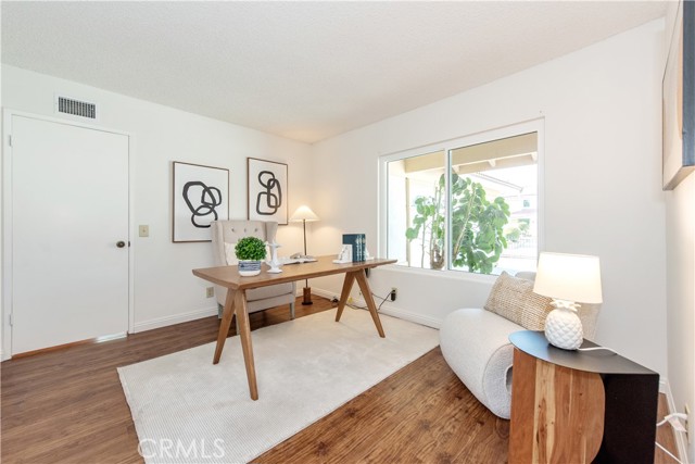Detail Gallery Image 7 of 32 For 2536 Greenhill Dr, Fullerton,  CA 92833 - 4 Beds | 2 Baths