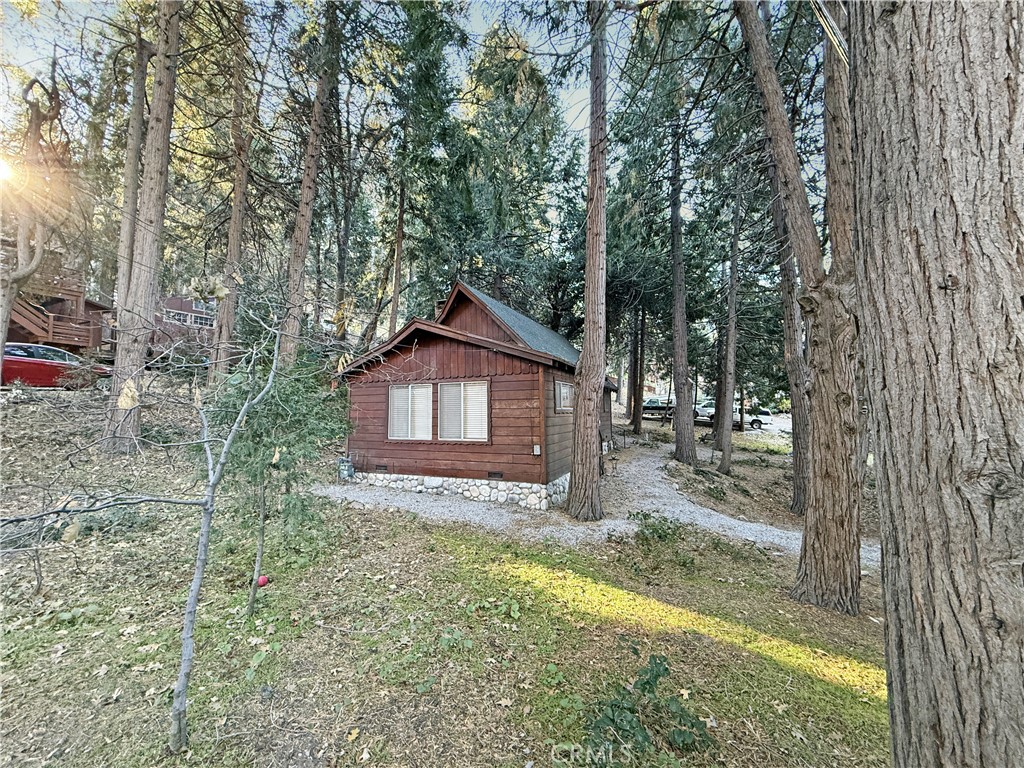 https://media.crmls.org/medias/c2d3049d-a6d6-4504-a3ac-fe44959c5e15.jpg?preset=X-Large