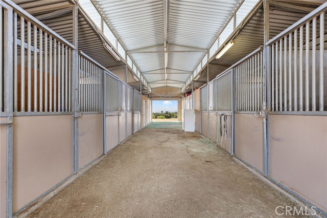 41605 De Portola Road, Temecula CA: https://media.crmls.org/medias/c2d382be-41ac-4f92-8137-ff3ed7324799.jpg