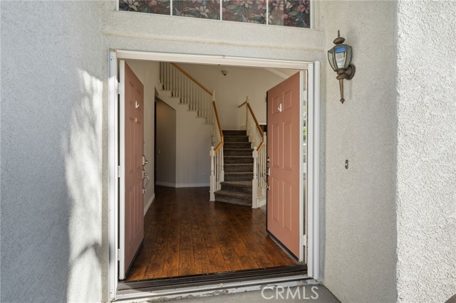 Detail Gallery Image 4 of 57 For 1276 Roberta Ct, Simi Valley,  CA 93065 - 4 Beds | 3 Baths