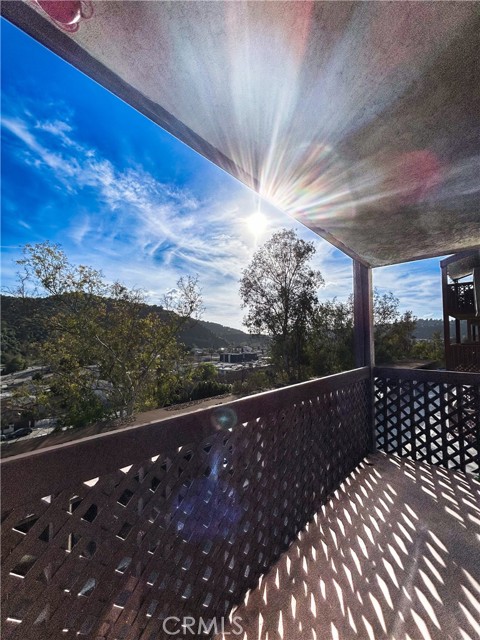 Detail Gallery Image 6 of 20 For 5830 Benner St #208,  Los Angeles,  CA 90042 - 2 Beds | 2 Baths