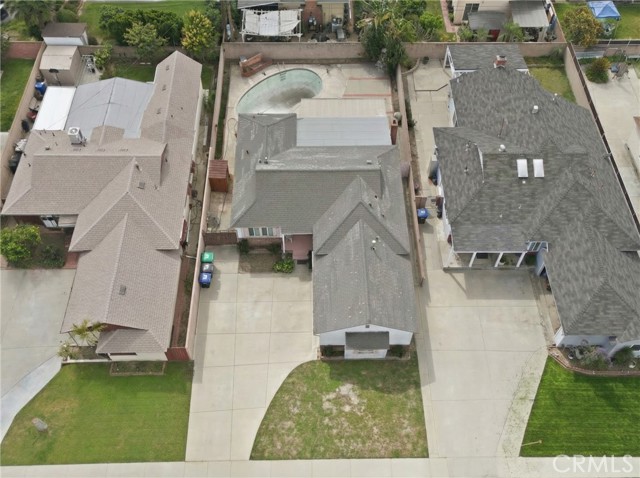 Detail Gallery Image 5 of 46 For 10456 Mapledale, Bellflower,  CA 90706 - 3 Beds | 2 Baths