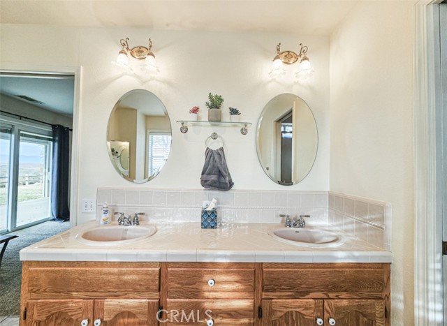 19035 Bonita Road, Red Bluff CA: https://media.crmls.org/medias/c2d76ee2-403d-4b04-aa7e-65d67c436193.jpg