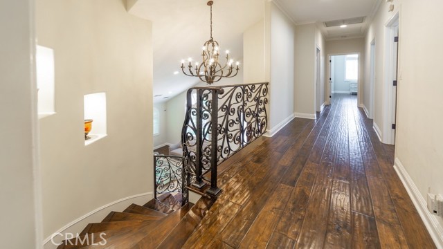 Detail Gallery Image 30 of 50 For 4461 Stern Ave, Sherman Oaks,  CA 91423 - 5 Beds | 4/1 Baths