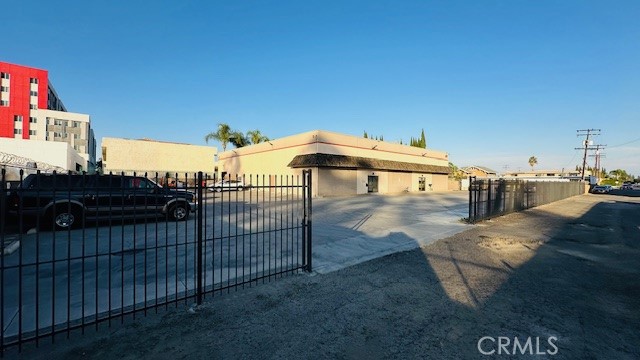 Image 3 of 7 For 13101 Brookhurst St