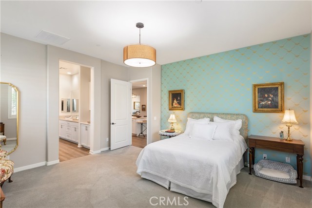 Image 8 of 26 For 26584 Opalescent Drive