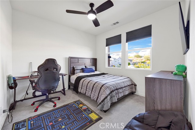 Detail Gallery Image 29 of 49 For 28427 Ascent, Saugus,  CA 91350 - 3 Beds | 3 Baths