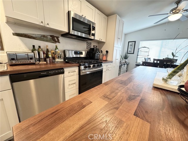 Detail Gallery Image 12 of 34 For 2755 Arrow Hwy #52,  La Verne,  CA 91750 - 3 Beds | 2 Baths