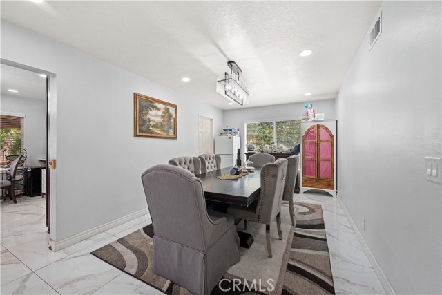 Detail Gallery Image 6 of 50 For 911 Homestead Rd, Corona,  CA 92878 - 4 Beds | 3 Baths