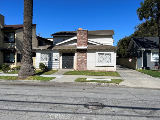 748 Newport Ave, Long Beach, CA 90804