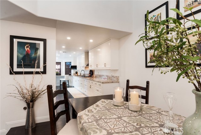 24 Bermuda Court, Manhattan Beach, California 90266, 3 Bedrooms Bedrooms, ,1 BathroomBathrooms,Residential,Sold,Bermuda,SB17026195