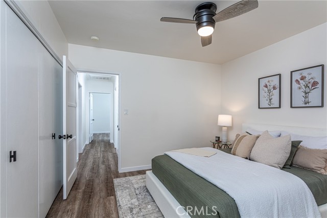 2219 W Clark Avenue, Burbank CA: https://media.crmls.org/medias/c2dc5d2a-fe77-4f9e-88b8-bbae1955569e.jpg