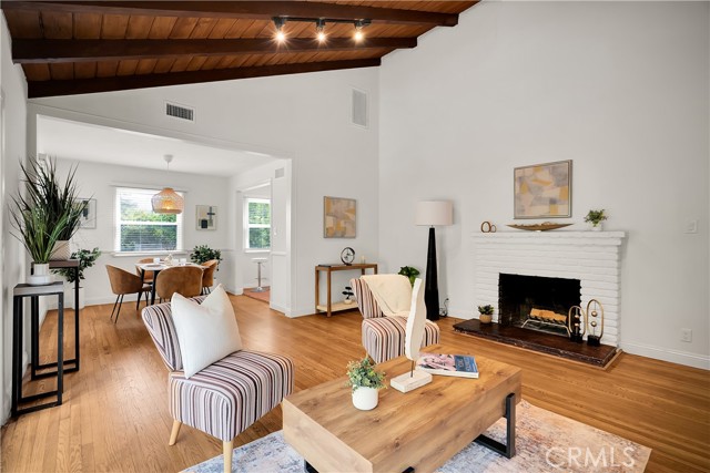 Detail Gallery Image 6 of 40 For 6600 Haywood, Tujunga,  CA 91042 - 3 Beds | 2 Baths