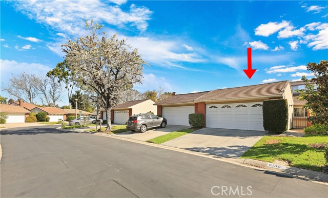 Detail Gallery Image 2 of 36 For 5136 Thorn Tree Ln, Irvine,  CA 92612 - 2 Beds | 2 Baths