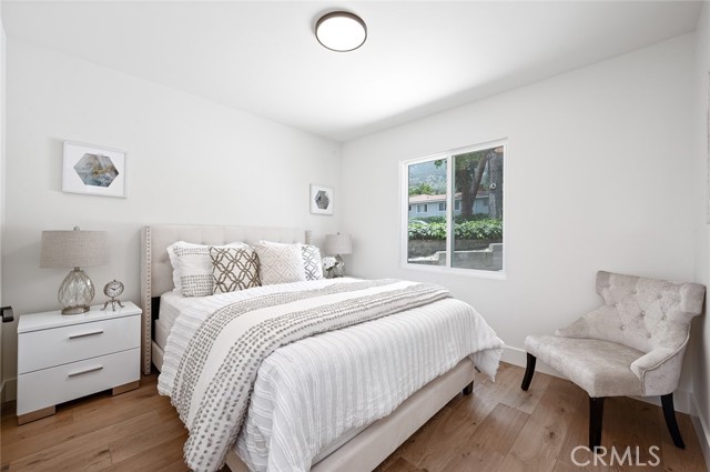 1985 Highland Oaks Drive, Arcadia CA: https://media.crmls.org/medias/c2dddb83-f293-416b-9c62-bc91b7938ab3.jpg