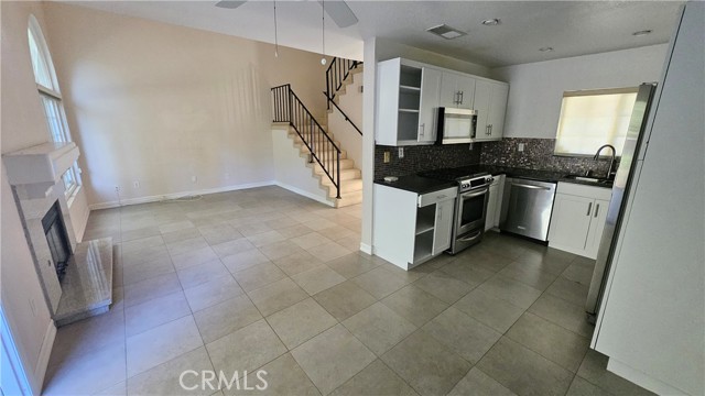 Detail Gallery Image 2 of 17 For 13180 Spire Cir, Chino Hills,  CA 91709 - 2 Beds | 2/1 Baths