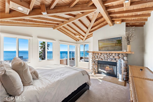 Detail Gallery Image 14 of 25 For 137 Cleo St, Laguna Beach,  CA 92651 - 4 Beds | 2/1 Baths