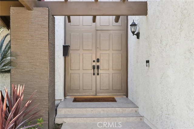 Detail Gallery Image 2 of 28 For 840 Kirkwood, La Habra,  CA 90631 - 5 Beds | 4 Baths