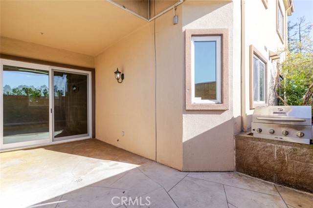 Detail Gallery Image 25 of 30 For 711 E Angeleno Ave #102,  Burbank,  CA 91501 - 3 Beds | 3 Baths