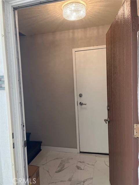 Detail Gallery Image 5 of 28 For 1050 Golden Springs Dr #E,  Diamond Bar,  CA 91765 - 2 Beds | 1/1 Baths